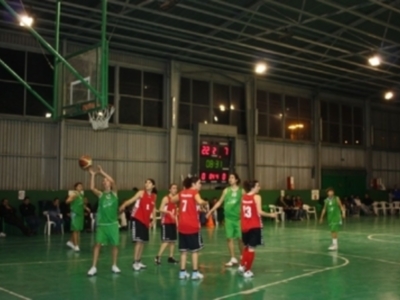 El Club Náutico Sevilla-Residencia Universitaria Los Bermejales sale vivo del primer asalto de semifinales del sector andaluz de Primera Nacional Femenino