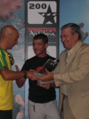 Deportes reconoce la labor de los voluntarios del "Desafío Doñana" Tristar 200 Andalucía