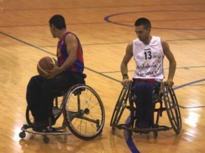 Atractivo duelo entre ONCE-Fuhnpaiin Peraleda en el Luis Braille