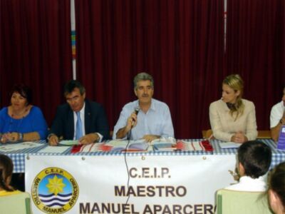 El CEIP Maestro Manuel Aparcero de Chipiona obtiene el primer premio Planeta tras la edición del libro: "Chipiona, mi ciudad en Europa"