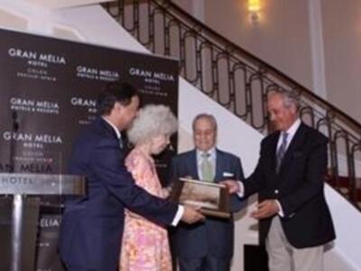 Litri recibe un homenaje en el hotel Gran Meliá Colón de Sevilla