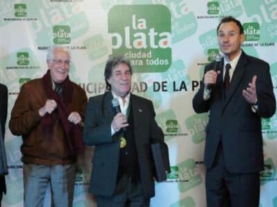 La Municipalidad de La Plata distinguió al actor y director de origen gaditano, Carlos Moreno como Ciudadano Destacado
