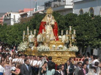 Mañana Viernes 1, Función Principal y Procesiones de la Virgen del Rosario Coronada, de Burguillos