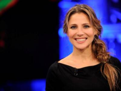 Elsa Pataky, enseña trucos para ser sexy en la cama con Pablo Motos