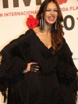 Beatriz Trapote regresa de Colombia y se estrena como modelo en Simof 2011