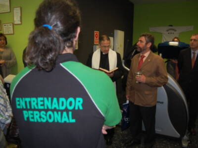 Blanca Manchón amadrina la inauguración de NOW Centros Deportivos Nervión