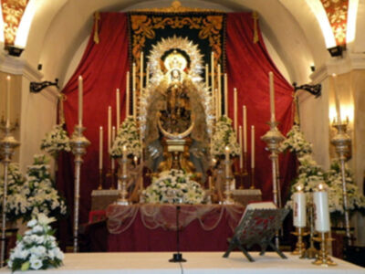 Altar y cultos en la capilla del Carmen de Calatrava (Sevilla)‏