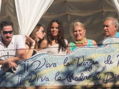 Rosa Benito aclamada como una auténtica estrella en Chipiona
