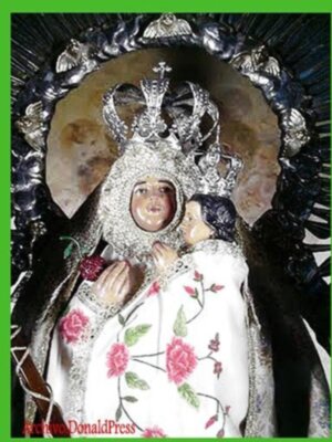 Tradicional Triduo y Salida Procesional de la Stma. Virgen de la Cabeza de Sevilla.