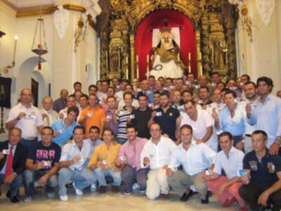 Costaleros Solidarios en el Baratillo‏