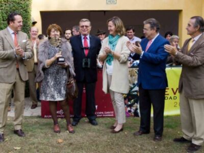 Zoido entrega el premio Ayto. de Sevilla a la cuadra Sayago&#8207;