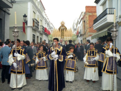 Extraordinaria Procesión de Ntra. Sra. d e los Dolores Coronada de Alcalá del Río