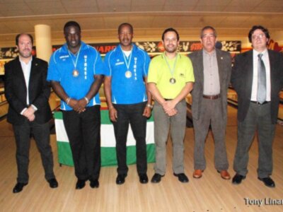 Buen ambiente deportivo en los Campeonatos de Andalucía de bowling celebrados en Linares.