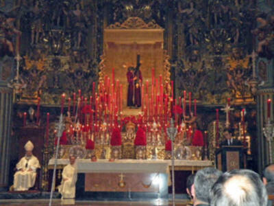 Juan José Asenjo, Arzobispo de Sevilla, presidio la Función Solemne a Jesús de Pasión