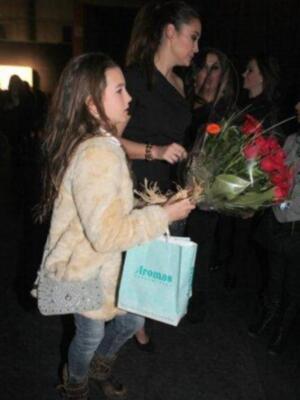 Vicky Berrocal reúne a sus amigos para presentar su nueva colección de flamenca