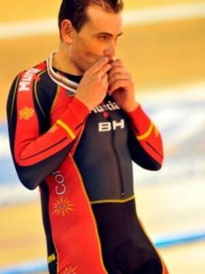 Juanjo Méndez se alza con la medalla de plata en el Mundial de Ciclismo Paralímpico en Pista