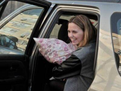 Alejandra Osborne ya tiene a sus mellizos en su casa sevillana