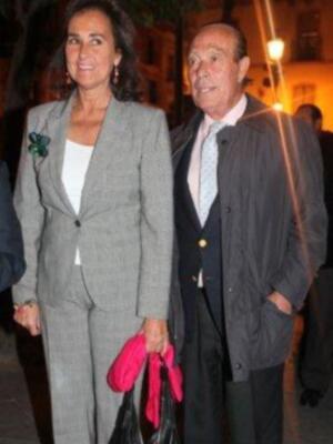 La duquesa de Alba premiada por Onda Cero