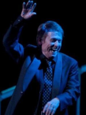 Raphael en Sevilla ante 1.800 espectadores 