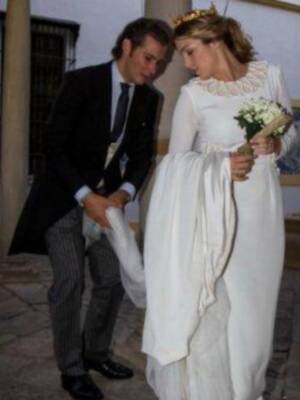 Ana Rosa Quintana, de boda en Sevilla con pantalones de Lamé