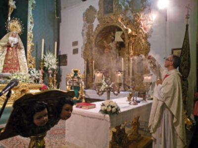 Provincia. Antonio Rendón.Solemne Función conmemorativa del XLI  Aniversario de la Coronación Canoníca de la Virgen de las Angustias de Alcalá del Río.