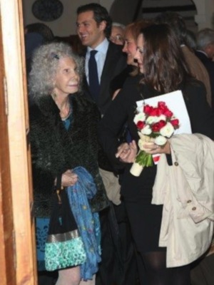 La duquesa de Alba, presidenta de honor de la fundación real academia de medicina y cirugía de Sevilla