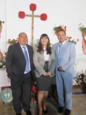 Sema Miranda y Joaquín Gómez exaltan la tradición de las Cruces de Mayo con un recorrido por diez años de pregones(Chipiona) 