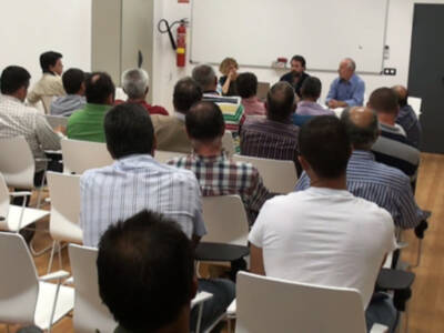 El Grupo de Desarrollo Rural informa a más de 50 agricultores locales sobre las líneas de subvenciones existentes(Chipiona)