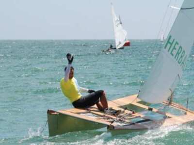 Juan Luis Páez no da opciones en el Campeonato de Andalucía de Patín a vela