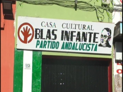 El PA pide medidas urgentes para finalizar lo antes posible la cubierta del mercado de abastos.(Chipiona) 