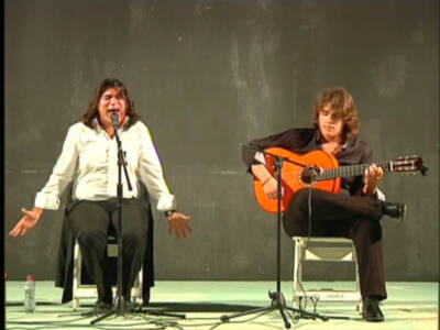 Samuel Serrano entusiasmó en su primer recital en solitario en Chipiona