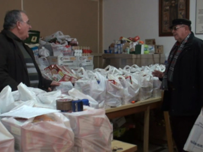 Cáritas Parroquial de Chipiona distribuyó en su campaña de navidad 3000 kilos de alimentos entre 50 familias  