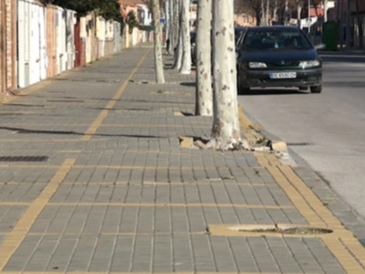 La rehabilitación de acerado de La Laguna incluido en el Plan Provincial de Obras y Servicios 2015(Chipiona)