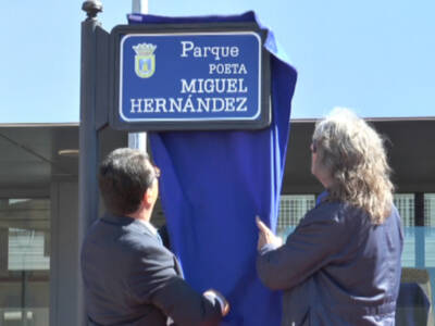 El poeta Miguel Hernández da nombre desde hoy a un nuevo parque público de Chipiona
