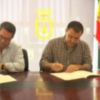 El Ayuntamiento de Chipiona firma un convenio con Afanas para ayudar al mantenimiento de su piscina terapéutica