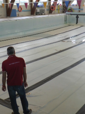 La piscina municipal abrirá el dieciséis de septiembre tras la puesta a punto anual(Chipiona)
