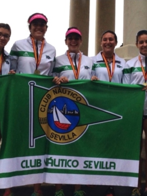 El Club Náutico Sevilla, subcampeón de España de yolas