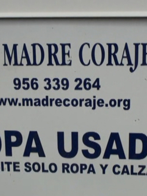 Madre Coraje recogió en 2015 36 toneladas de ropa y 3719 litros de aceite usado(Chipiona)