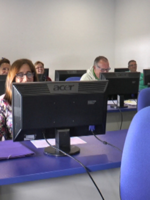 Clausurado el primero de los cursos de acceso a las nuevas tecnologías para mayores de 50 años(Chipiona) 
