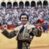 Morante corta dos orejas y Roca Rey, una