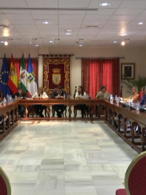 El Pleno aprueba el plan de ajuste y el de cooperación local 2016 con Diputación(Chipiona)