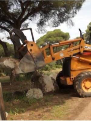 Medio Ambiente realiza cerramientos en la zona recreativa del pinar y las Veredas para proteger del tránsito de vehículos