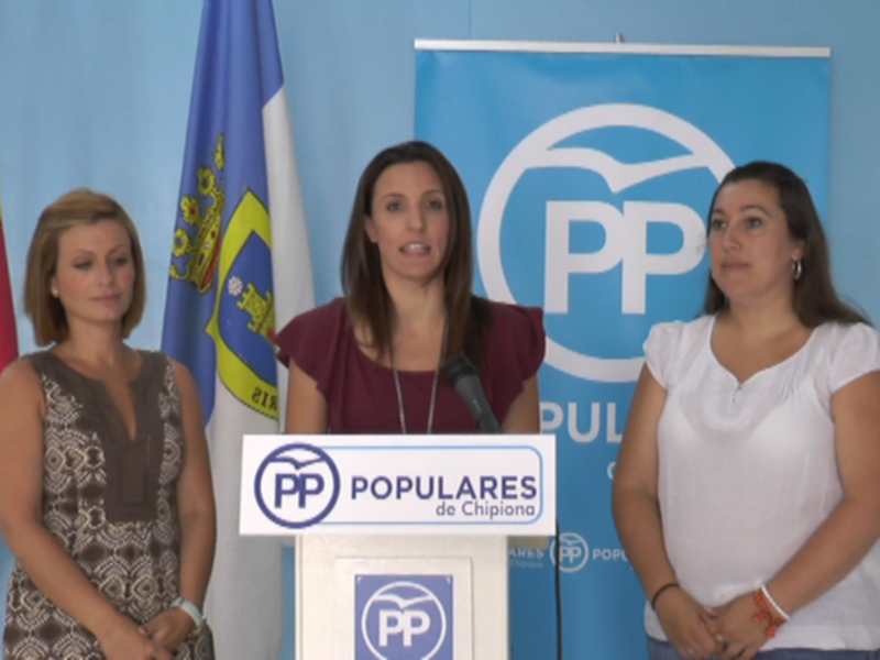 Isabel Jurado muestra la satisfacción del PP por los resultados de la generales en Chipiona