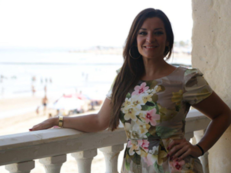 Erika Leiva presenta en Chipiona el estreno de su espectáculo homenaje a Rocío Jurado Radiotelevisión municipal de Chipiona, 26 de julio de 2016.
