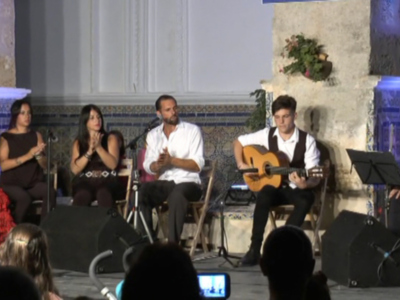 Satisfacción por el éxito del recital de guitarra de Antonio González que ha lanzado la campaña para rehabilitar el suelo del Santuario