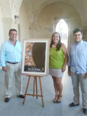 Antonio Peña y Davinia Valdés presentan oficialmente la programación y el cartel de las fiestas patronales de Nuestra Señora de Regla