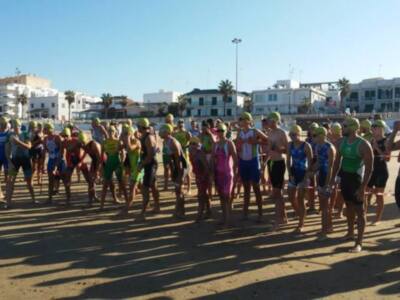 La playa de Regla será escenario el domingo de un espectacular acuatlón por equipos