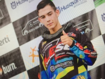 El joven chipionero Joaquín Camacho se proclama campeón de España de motocross por segundo año