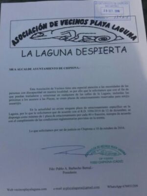 La Asociación de vecinos Playalaguna pide plazas de aparcamiento para personas con discapacidad en la zona de La Laguna