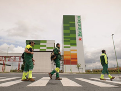 HEINEKEN ESPAÑA Elegida mejor empresa empleadora de alimentación y bebidas.